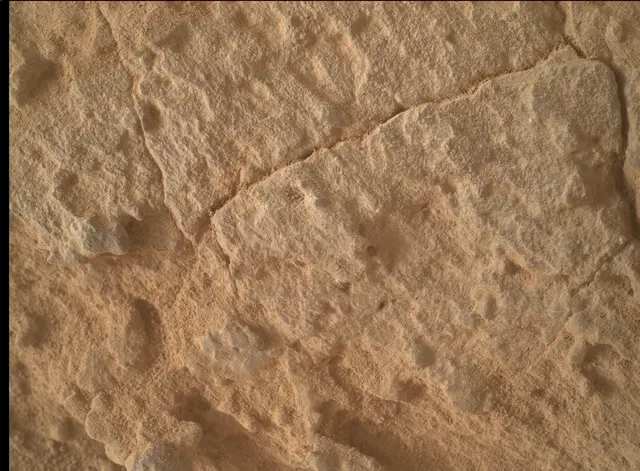 Sol 3909: Mars Hand Lens Imager (MAHLI)