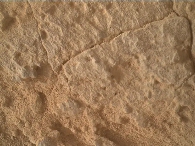 Sol 3909: Mars Hand Lens Imager (MAHLI)