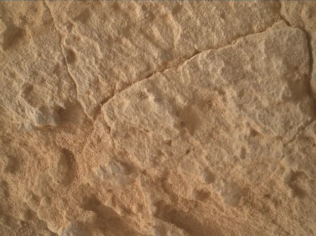 Sol 3909: Mars Hand Lens Imager (MAHLI)