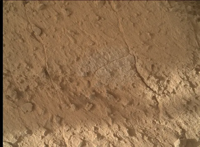 Sol 3909: Mars Hand Lens Imager (MAHLI)
