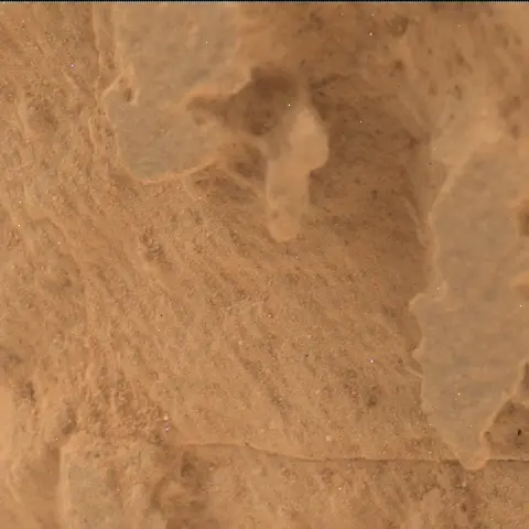 Sol 3909: Mars Hand Lens Imager (MAHLI)