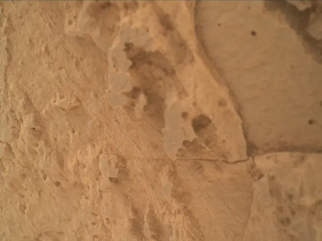 Sol 3909: Mars Hand Lens Imager (MAHLI)