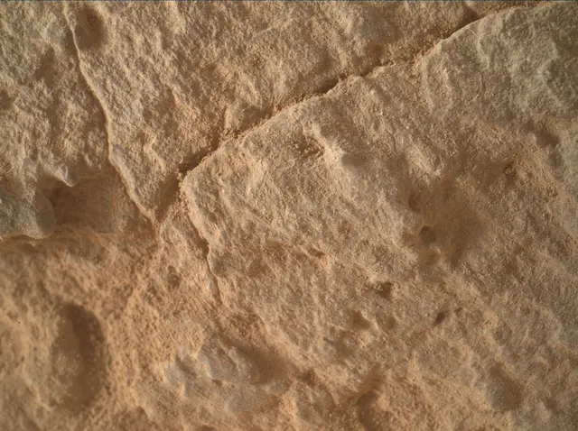Sol 3909: Mars Hand Lens Imager (MAHLI)