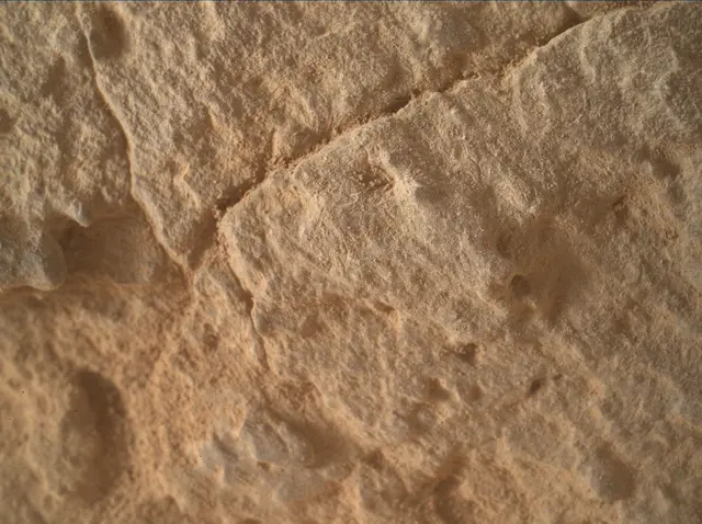 Sol 3909: Mars Hand Lens Imager (MAHLI)