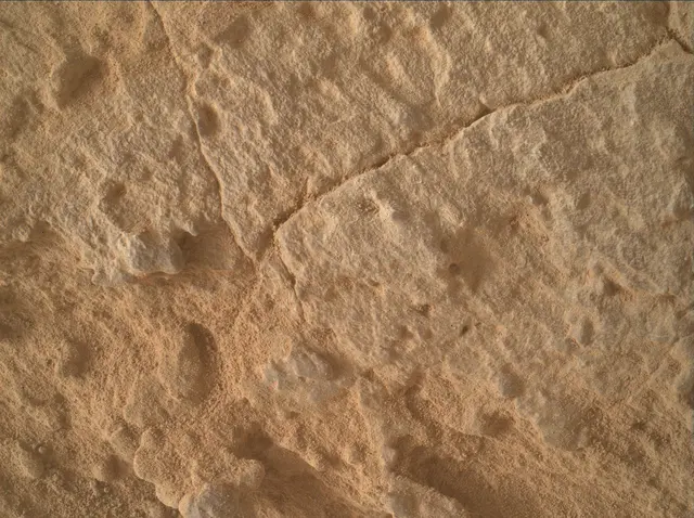 Sol 3910: Mars Hand Lens Imager (MAHLI)
