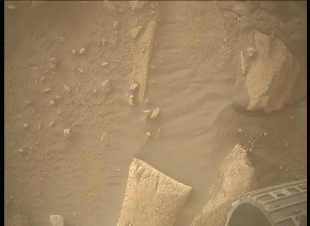 Sol 3911: Mars Descent Imager (MARDI)