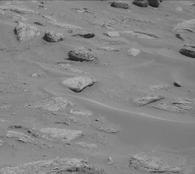 Sol 3912: Mast Camera (Mastcam)