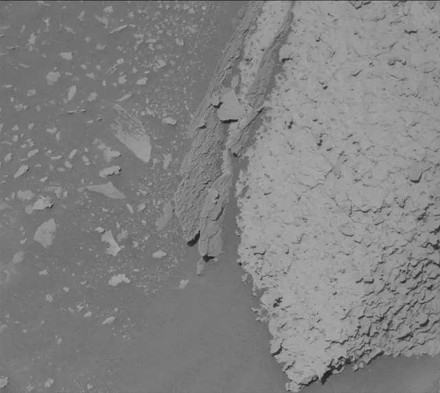 Sol 3912: Mast Camera (Mastcam)
