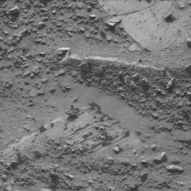 Sol 3912: Mast Camera (Mastcam)