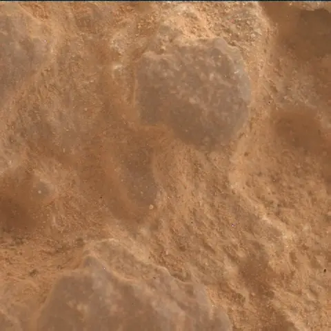Sol 3912: Mars Hand Lens Imager (MAHLI)