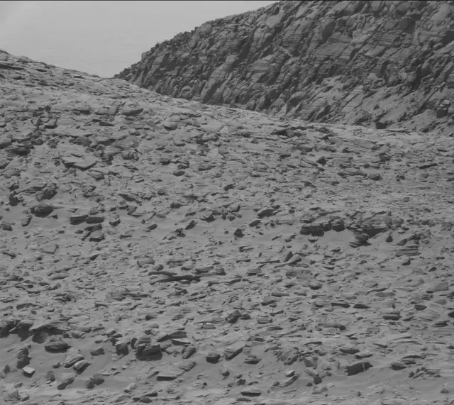 Sol 3913: Mast Camera (Mastcam)