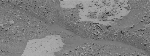 Sol 3914: Mast Camera (Mastcam)