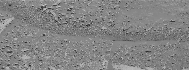 Sol 3914: Mast Camera (Mastcam)