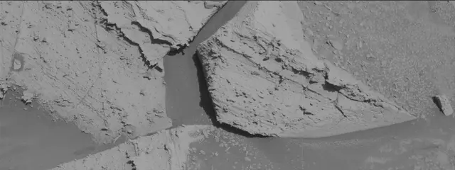 Sol 3914: Mast Camera (Mastcam)