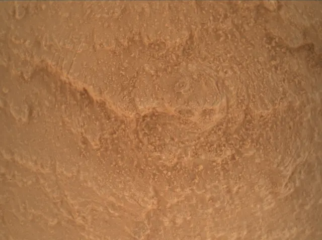 Sol 3914: Mars Hand Lens Imager (MAHLI)
