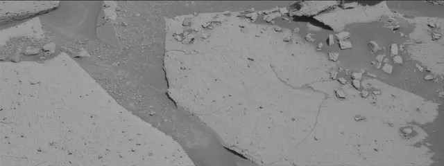 Sol 3916: Mast Camera (Mastcam)