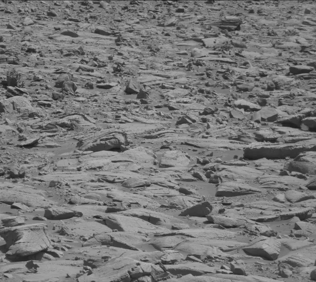 Sol 3916: Mast Camera (Mastcam)
