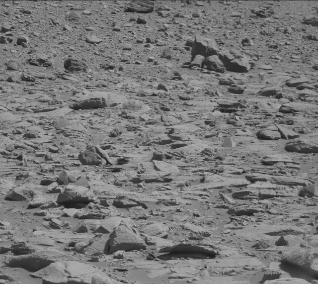Sol 3916: Mast Camera (Mastcam)