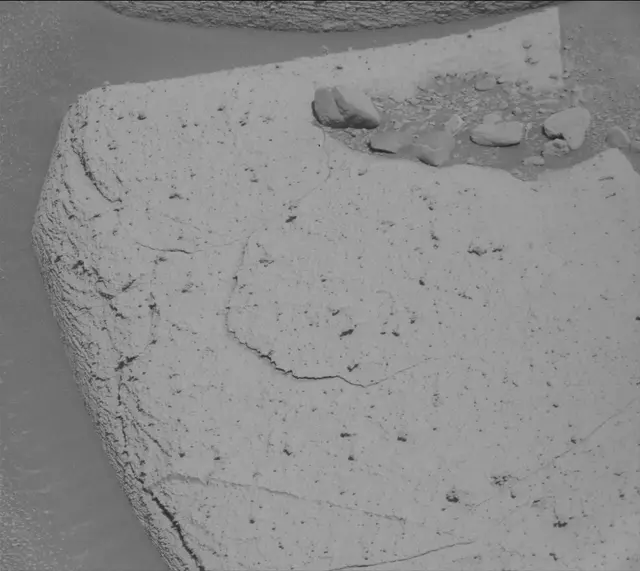 Sol 3916: Mast Camera (Mastcam)
