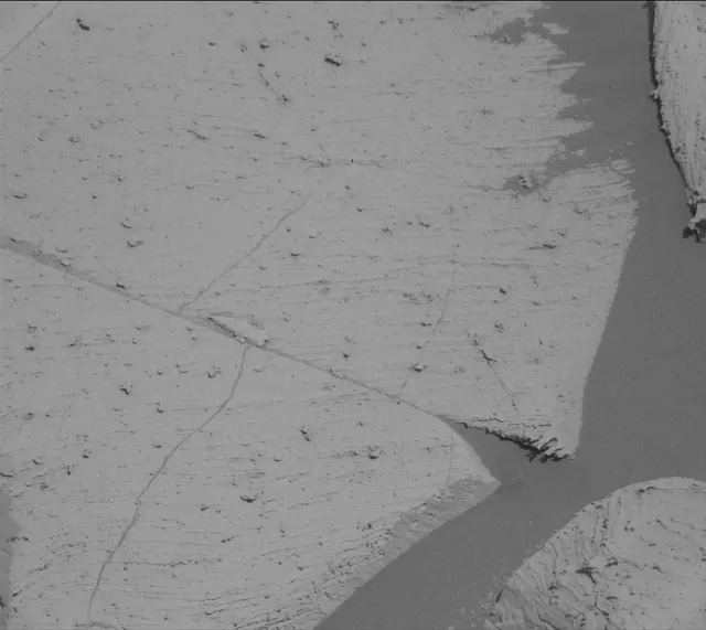 Sol 3916: Mast Camera (Mastcam)