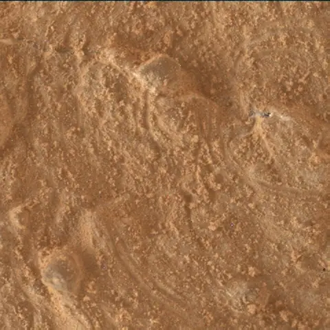 Sol 3916: Mars Hand Lens Imager (MAHLI)