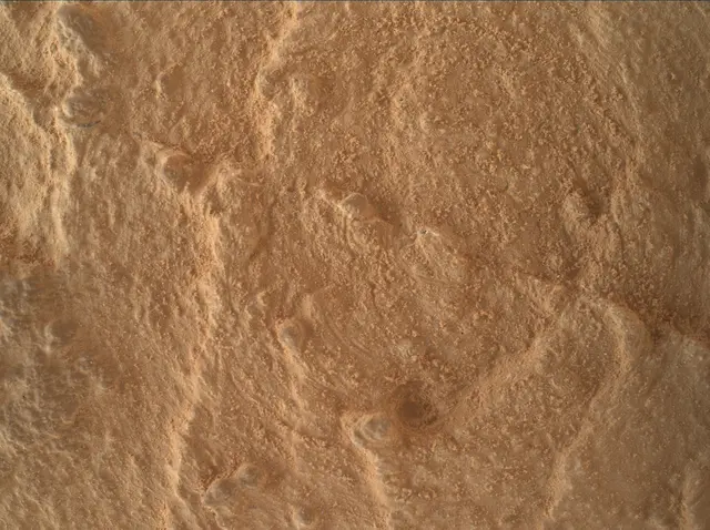 Sol 3916: Mars Hand Lens Imager (MAHLI)