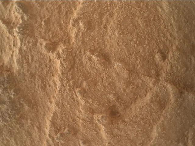 Sol 3916: Mars Hand Lens Imager (MAHLI)