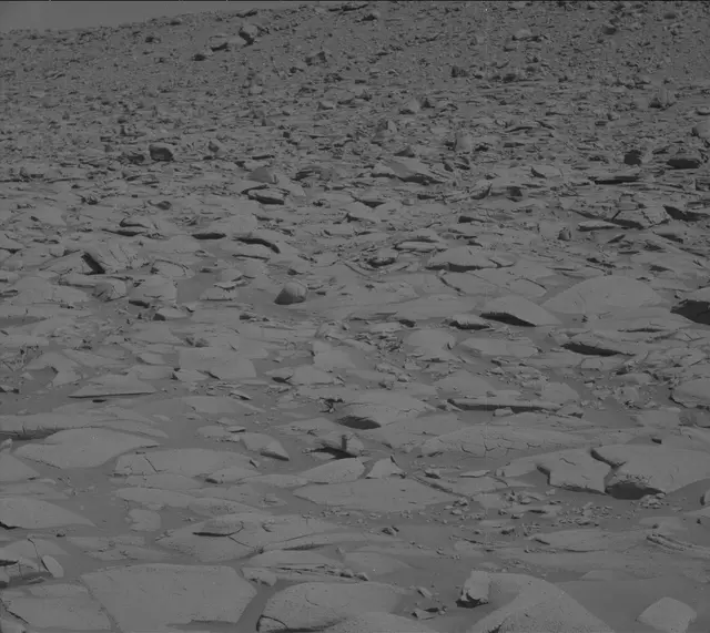 Sol 3917: Mast Camera (Mastcam)