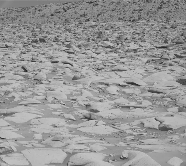 Sol 3917: Mast Camera (Mastcam)