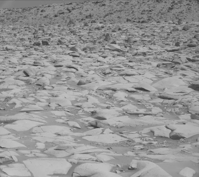 Sol 3917: Mast Camera (Mastcam)