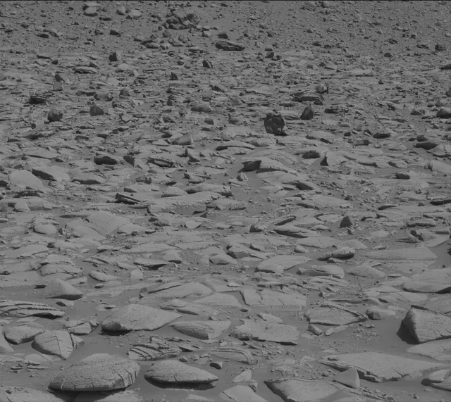 Sol 3917: Mast Camera (Mastcam)