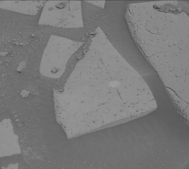 Sol 3917: Mast Camera (Mastcam)