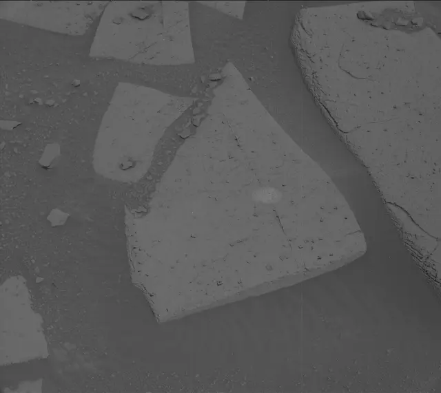 Sol 3917: Mast Camera (Mastcam)