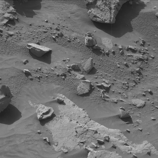 Sol 3917: Mast Camera (Mastcam)