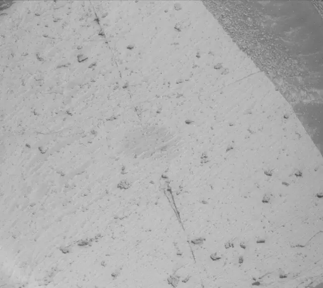 Sol 3917: Mast Camera (Mastcam)