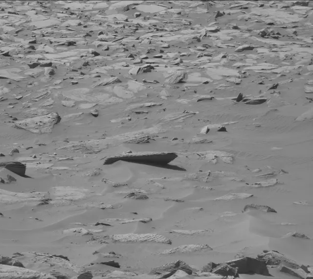 Sol 3917: Mast Camera (Mastcam)