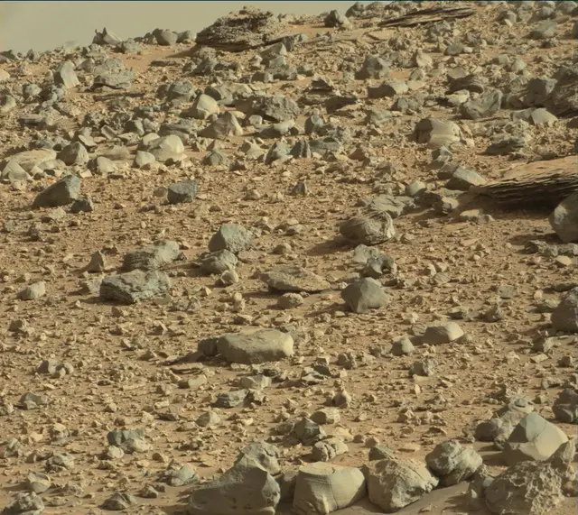 Sol 3917: Mast Camera (Mastcam)