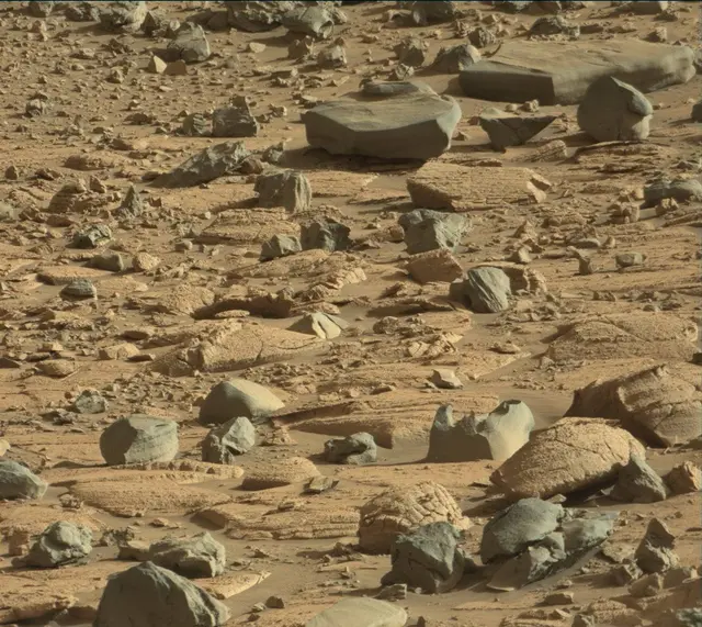 Sol 3917: Mast Camera (Mastcam)