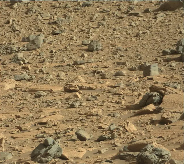 Sol 3917: Mast Camera (Mastcam)
