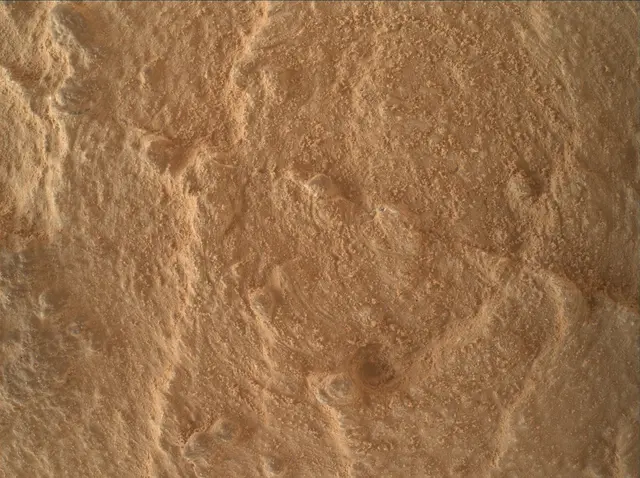Sol 3917: Mars Hand Lens Imager (MAHLI)