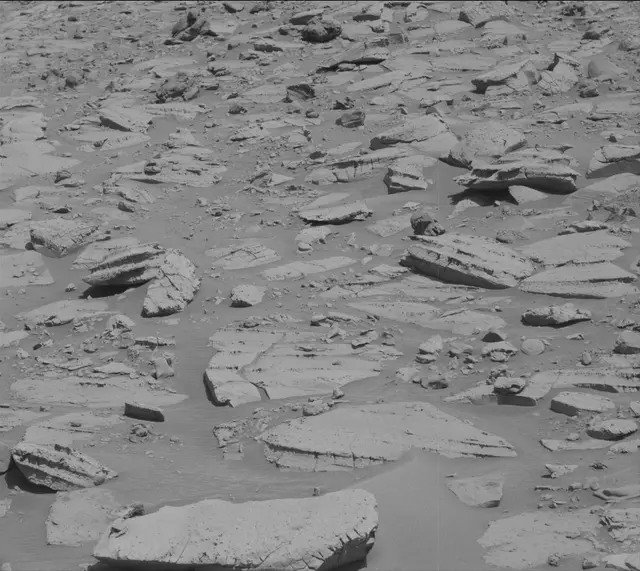 Sol 3919: Mast Camera (Mastcam)