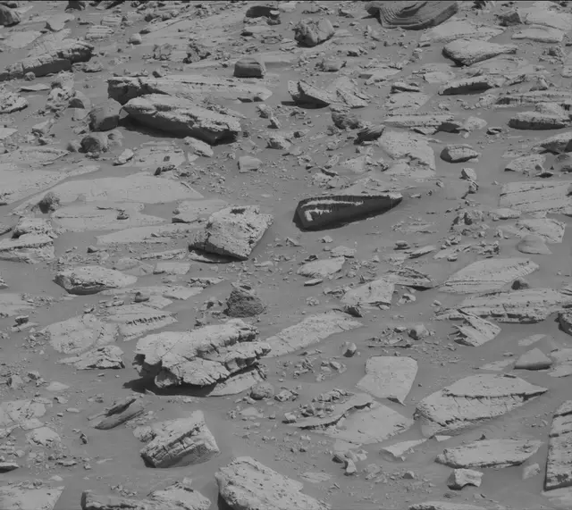 Sol 3919: Mast Camera (Mastcam)