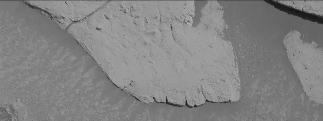 Sol 3919: Mast Camera (Mastcam)