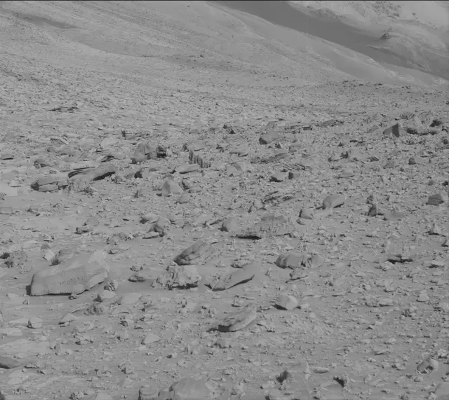 Sol 3919: Mast Camera (Mastcam)