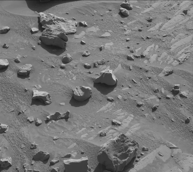 Sol 3919: Mast Camera (Mastcam)