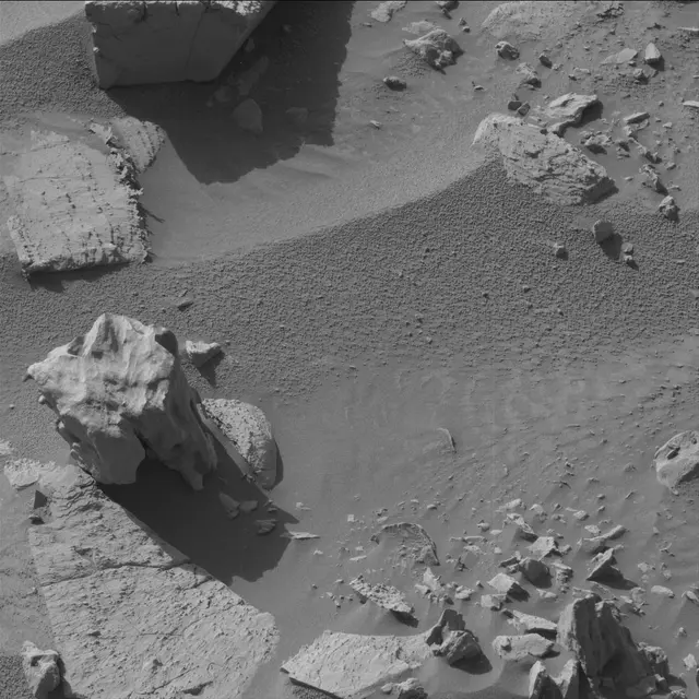 Sol 3919: Mast Camera (Mastcam)