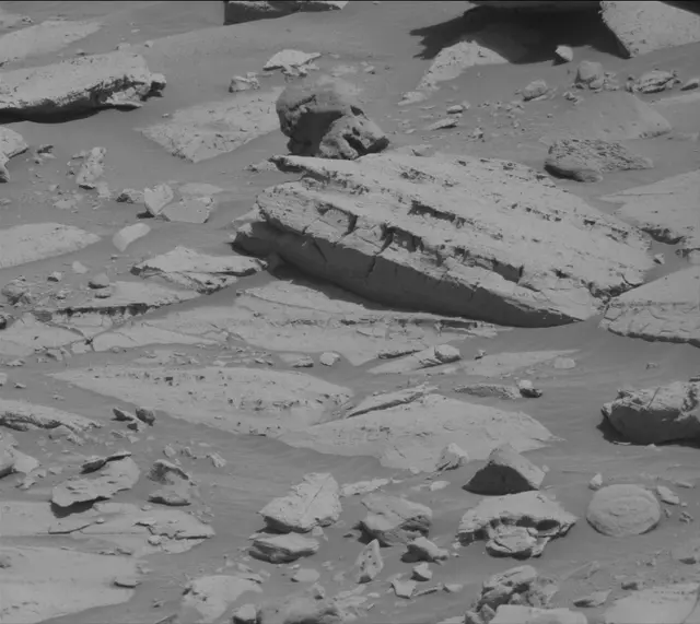 Sol 3919: Mast Camera (Mastcam)