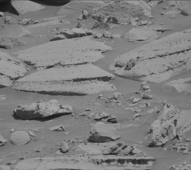 Sol 3919: Mast Camera (Mastcam)