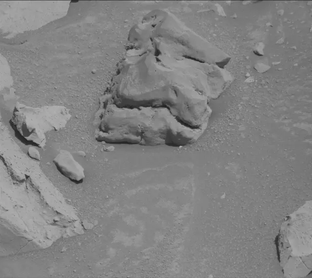 Sol 3919: Mast Camera (Mastcam)