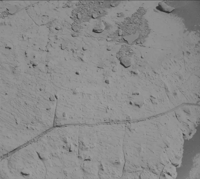 Sol 3919: Mast Camera (Mastcam)